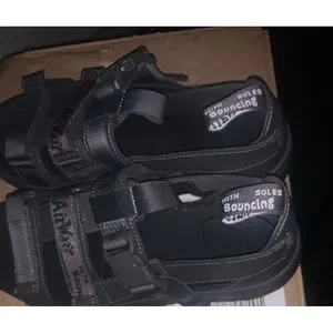 Dr Martens Unisex Adult Pearson Sandals, Gray, excellent condition. Size 9/10. Amazon.com | Dr. Martens Men main image 4